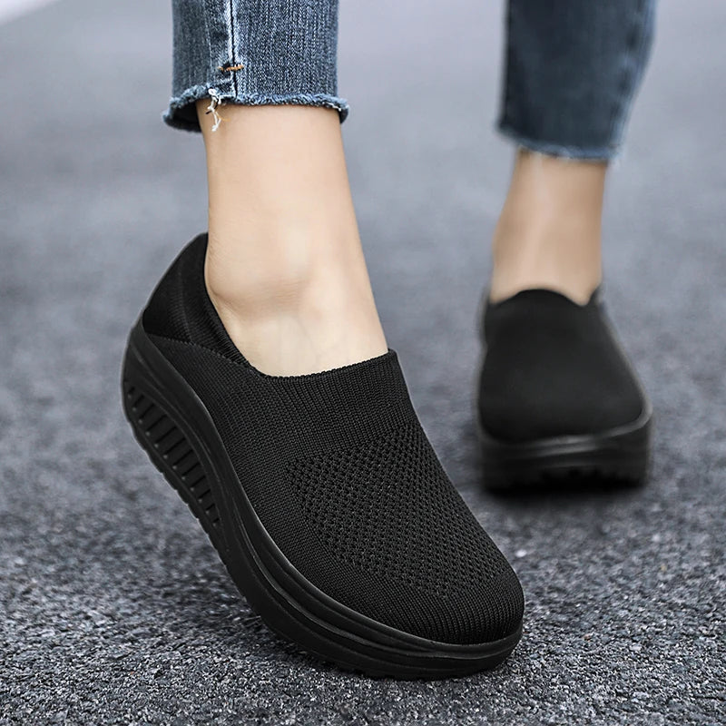 Zapatos de Mujer 2025 – Sneakers Modernas con Plataforma